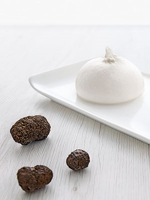 Burratina al tartufo